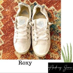 Rosy White Bayshore III Size 7.5